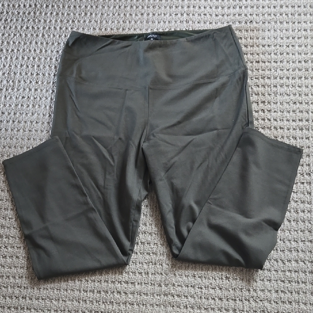 Green Leggings Stretchy Elastic Waist Size 2X